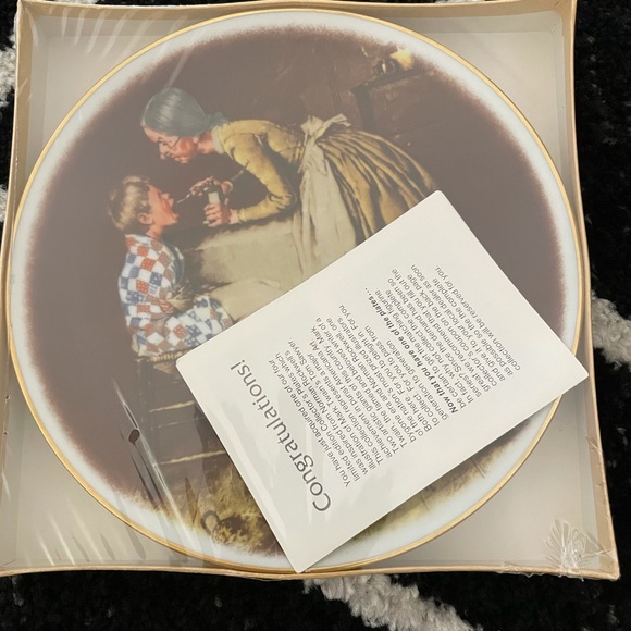 “Norman Rockwell” Tom Sawyer collector plates - Picture 7 of 8